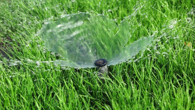 Best pop up sprinklers for low water pressure: Reviews