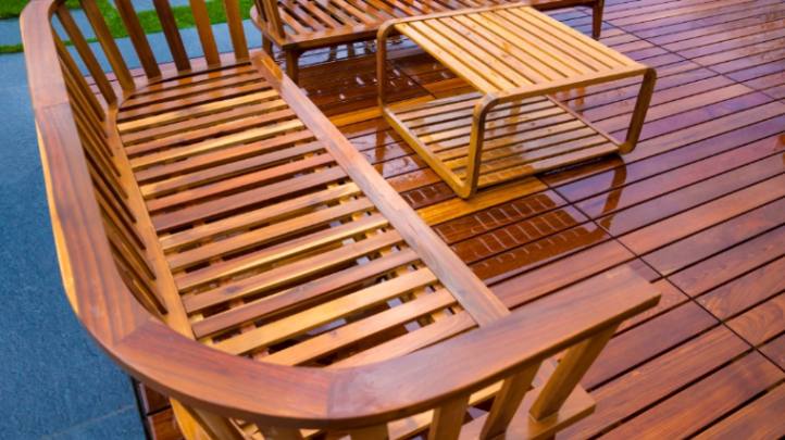 how to waterproof pine wood for outdoor use