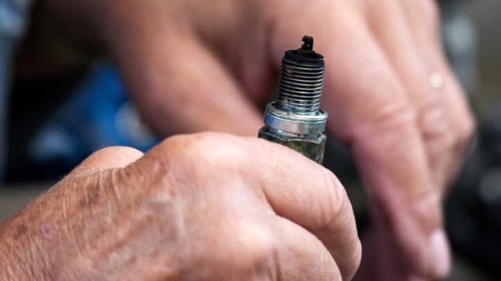 Spark Plug Repair Tips: Keeping Your Engine Running Smoothly
