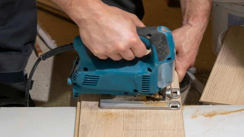 Using Your Jigsaw for Laminate Flooring